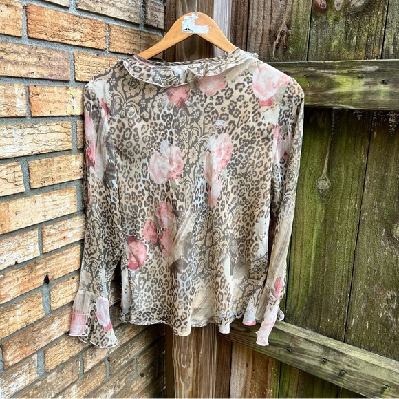 Vintage 100% Silk Elegant Floral and Animal Print Blouse - Picture 3 of 3